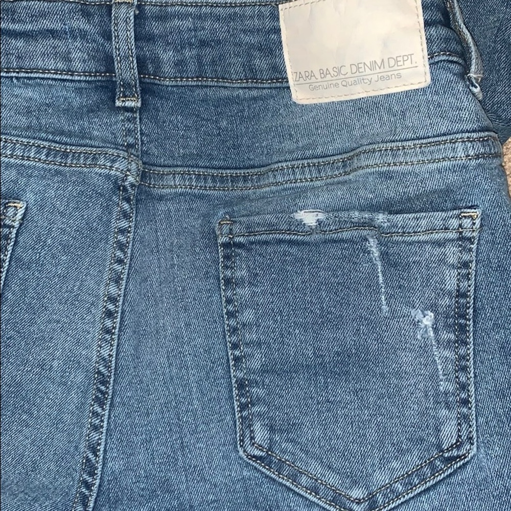 Zara Jeans // 1975 Denim🌛 - Picture 5 of 6